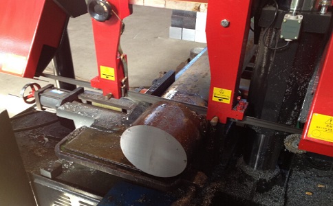 安陆卧式带锯床加工时出现明显振荡如何排查？